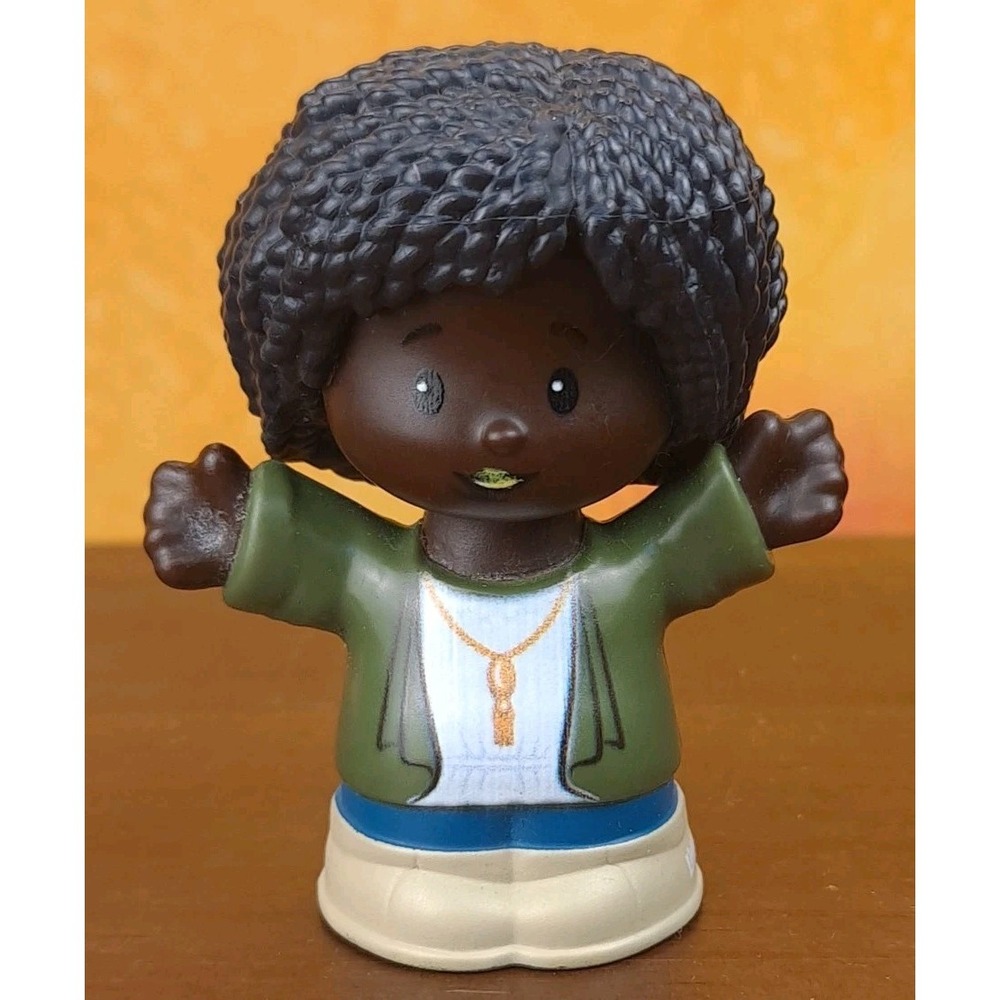 Fisher-Price Little People Mom Girl Dark Skin African American Green Top 2021